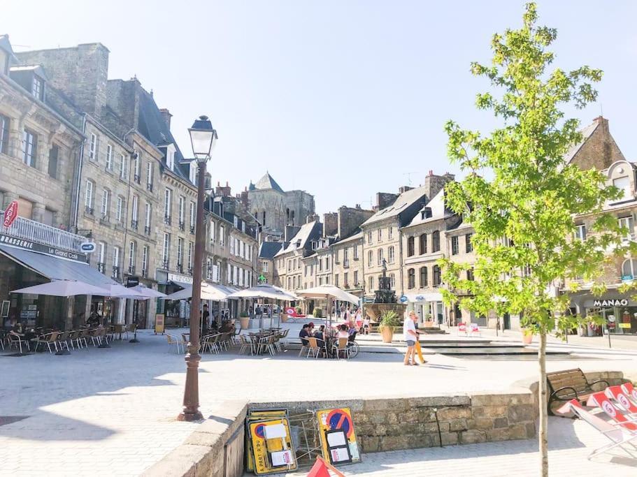 A Deux Pas Du Trieux Au Coeur De La Ville Guingamp Extérieur photo