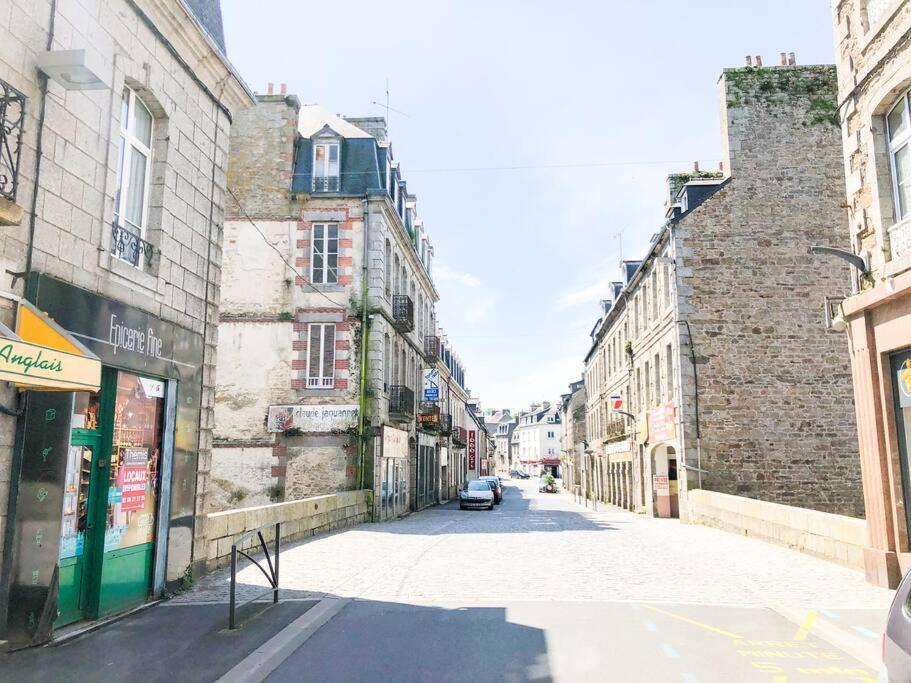 A Deux Pas Du Trieux Au Coeur De La Ville Guingamp Extérieur photo
