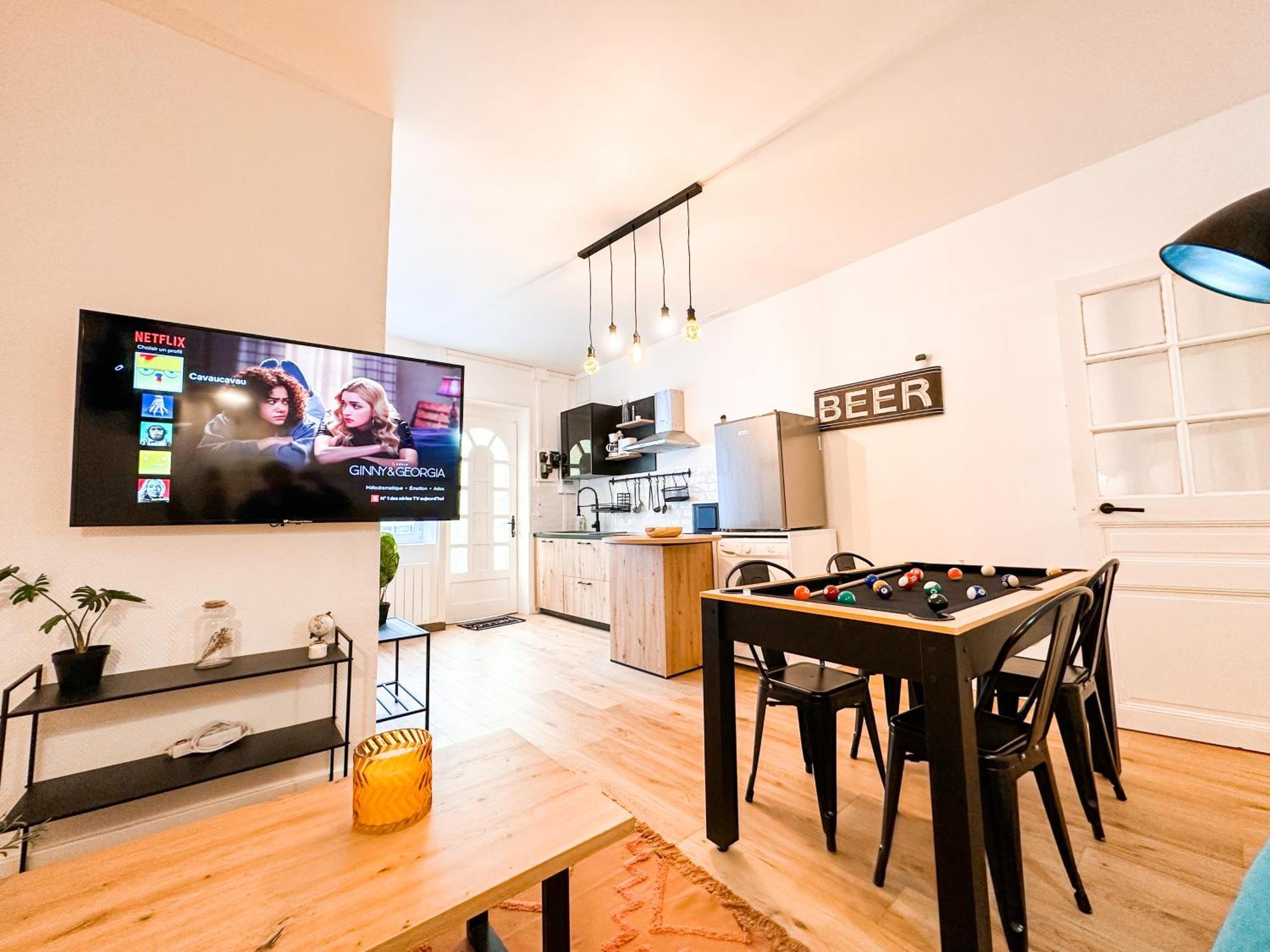 A Deux Pas Du Trieux Au Coeur De La Ville Guingamp Extérieur photo